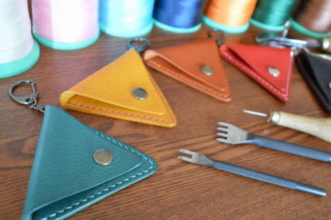 Leather Craft Trial Class Triangle Coin Purse