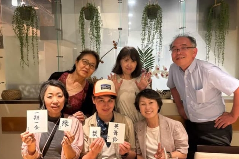 Morning calligraphy　　Experience calligraphy in Sendai - Write down your travel memories -