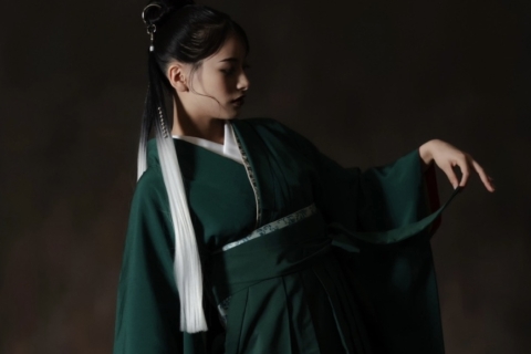 Premium Hakama Kimono Walking Experience in Ichibancho Arcade, Sendai 