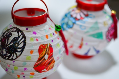 Make a Lantern Using Sendai Tanabata Paper