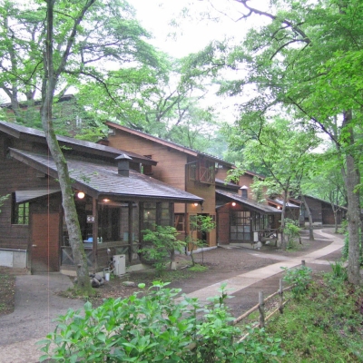 Akiu Kinoie lodge village