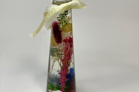 【宮城・仙台発】『ハーバリウム体験／セミロング ボトル～』お好きな花材で、世界でたった一つのハーバリウムを創りましょう♪《期間限定　お菓子付き／先着順》