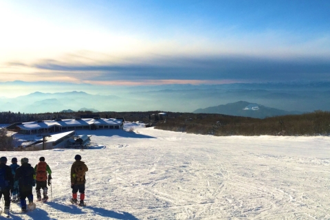 【かみのやま温泉発】かんじき雪体験